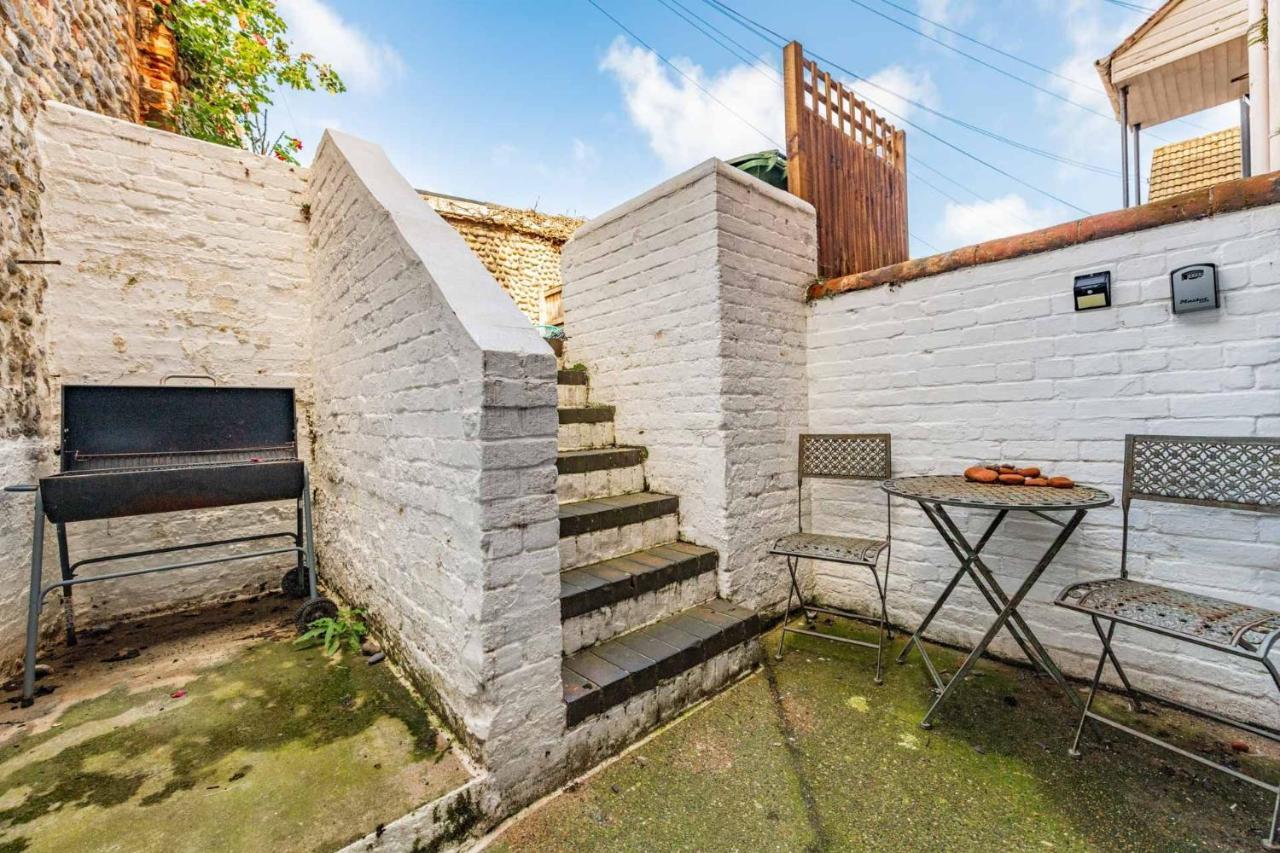 Host & Stay - Villa Otto Cromer Exterior photo